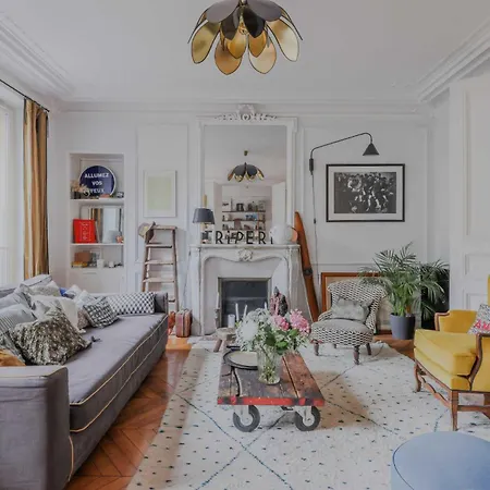Authentic - 2bd 4p - Champs Elysees Apartment