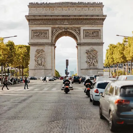 Authentic - 2bd 4p - Champs Elysees * Paříž